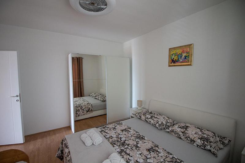 Apartment Zvjezdana 奥米什 外观 照片